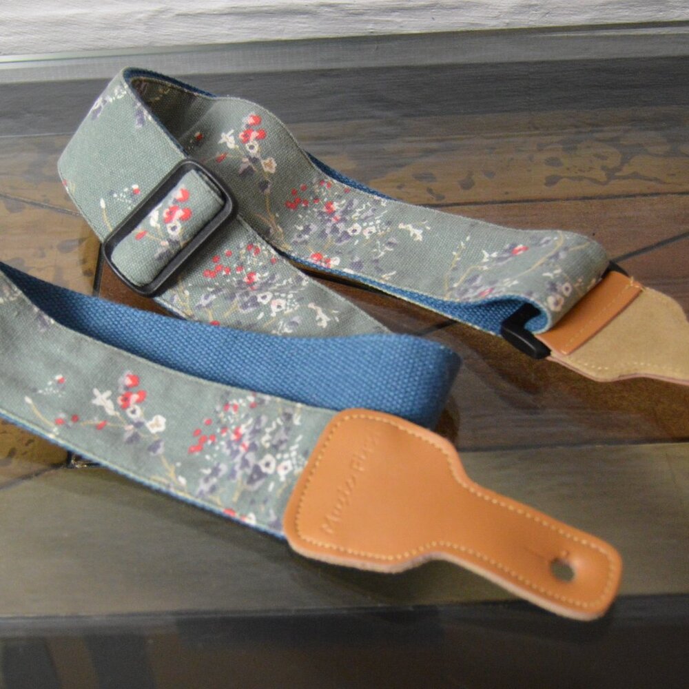 Music First Floral Turquoise Guitar Strap - Picture 3 of 4
